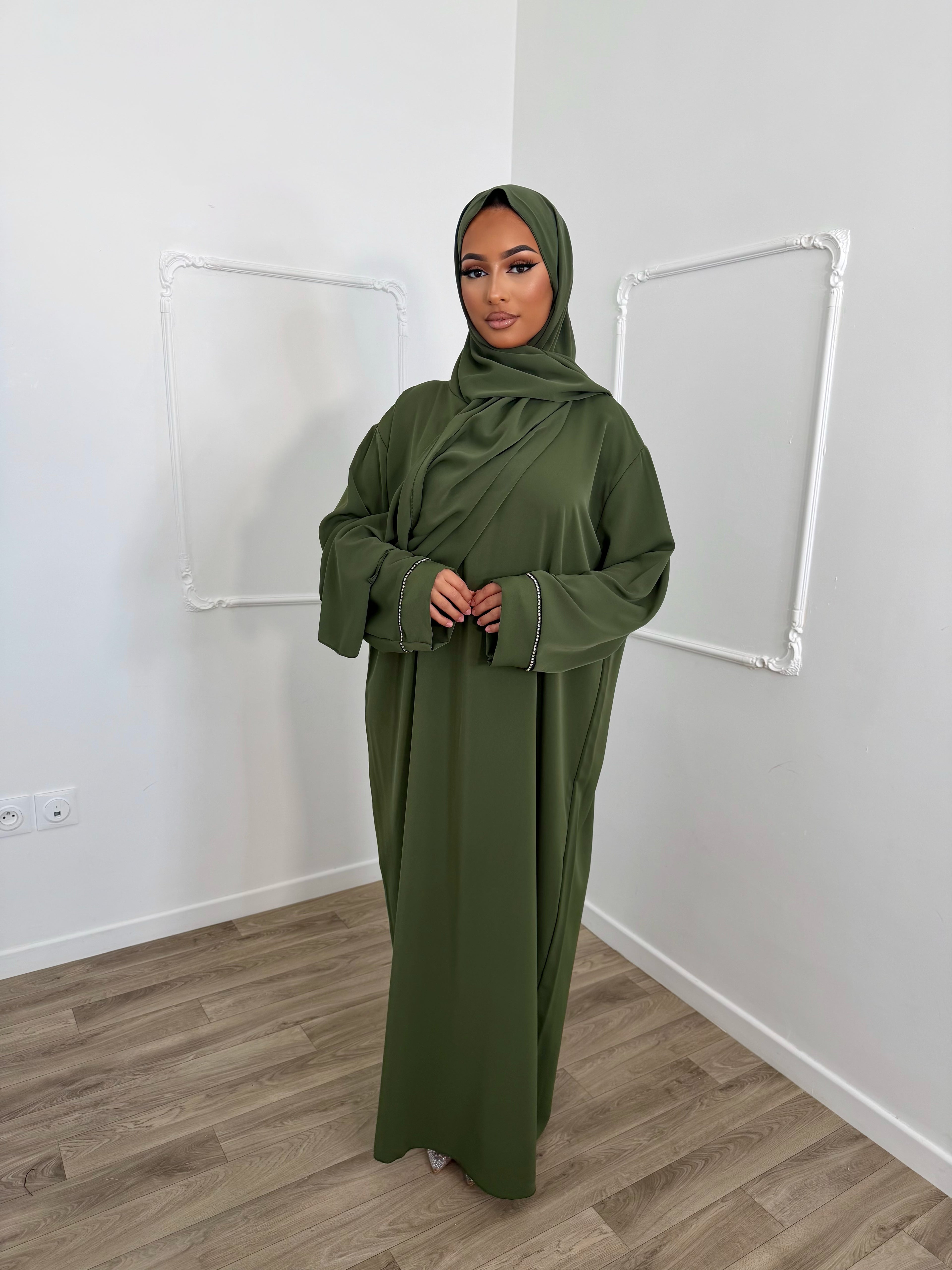 Abaya salate