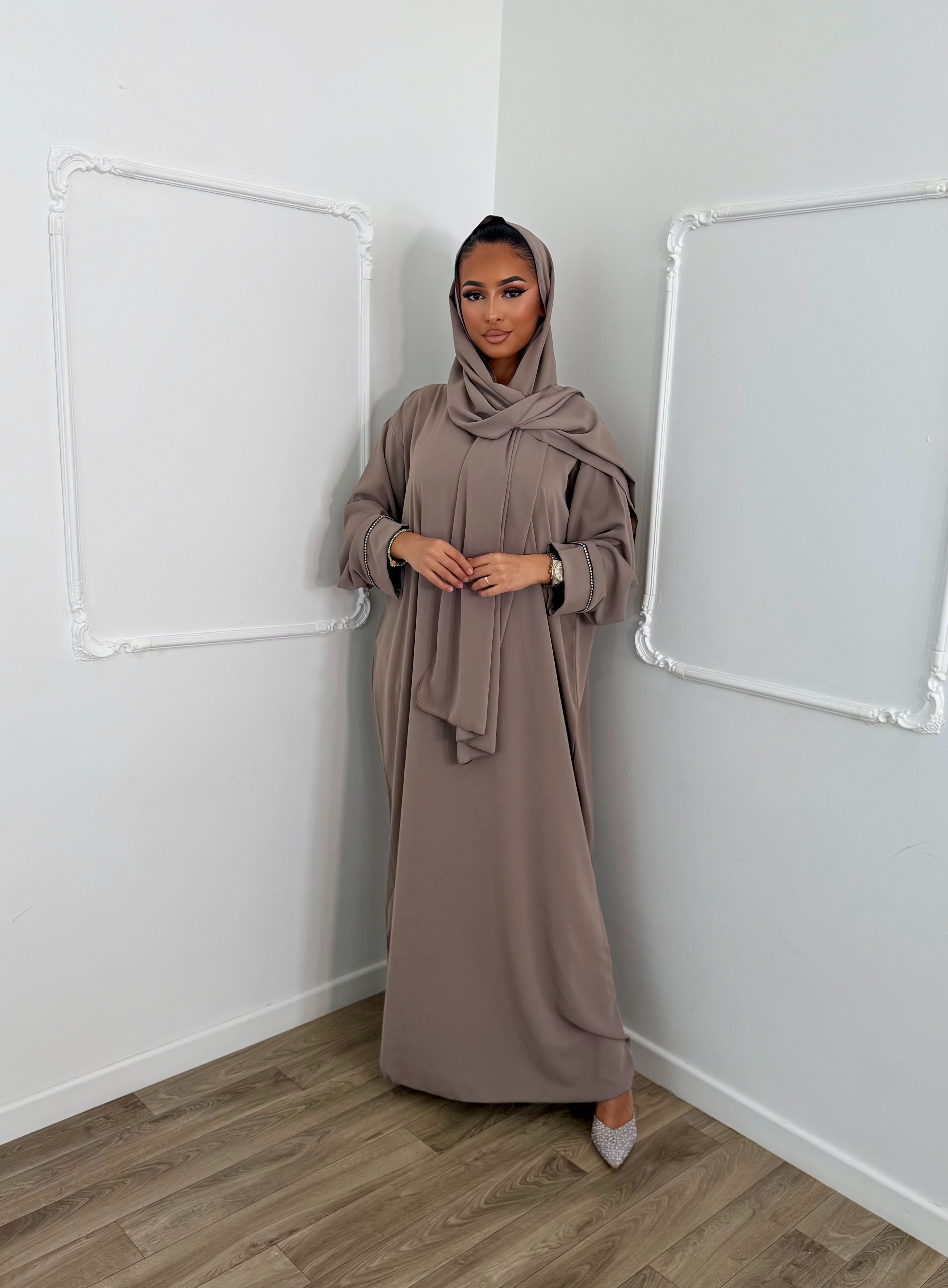 Abaya salate